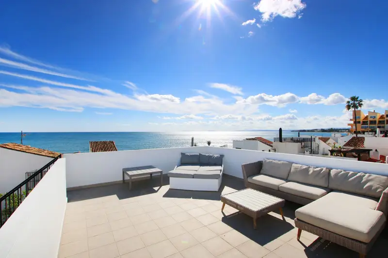 Adosado 3 Dormitorios Estepona Vistas al Mar Reformado