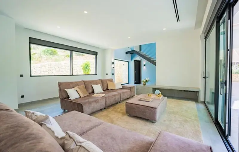 Villa de Lujo en Altea con 4 Dormitorios y Piscina Privada
