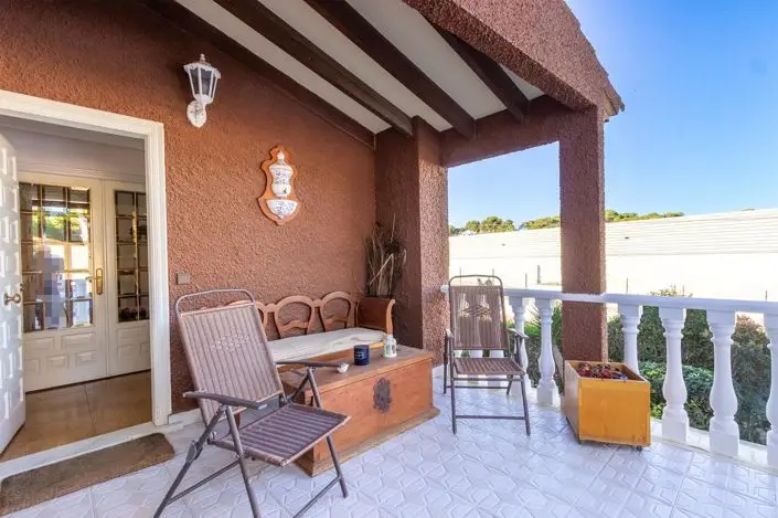 Villa de 4 Dormitorios en Torrevieja