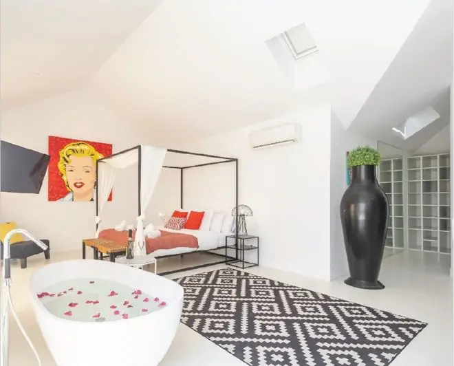 Apartamento 3 Dormitorios en Suite Nagueles Vistas al Mar