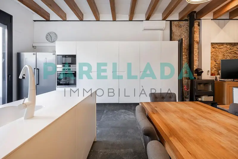 Casa con Chimenea en Centro Badalona 214m2 4 Plantas