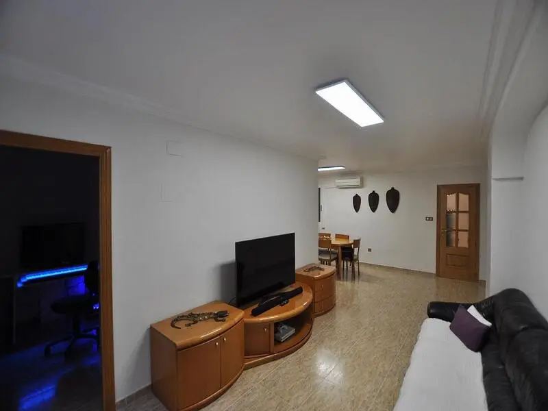 Apartamento 3 Habitaciones Villena Centro Con Ascensor Y Trastero