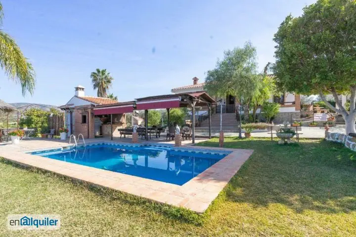 Alquiler Casa Rural con Piscina cerca de Malaga