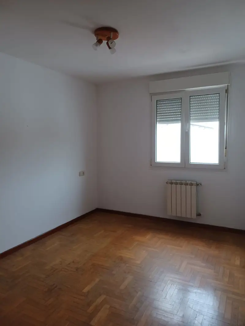 Venta Piso con garaje en Lugones Asturias
