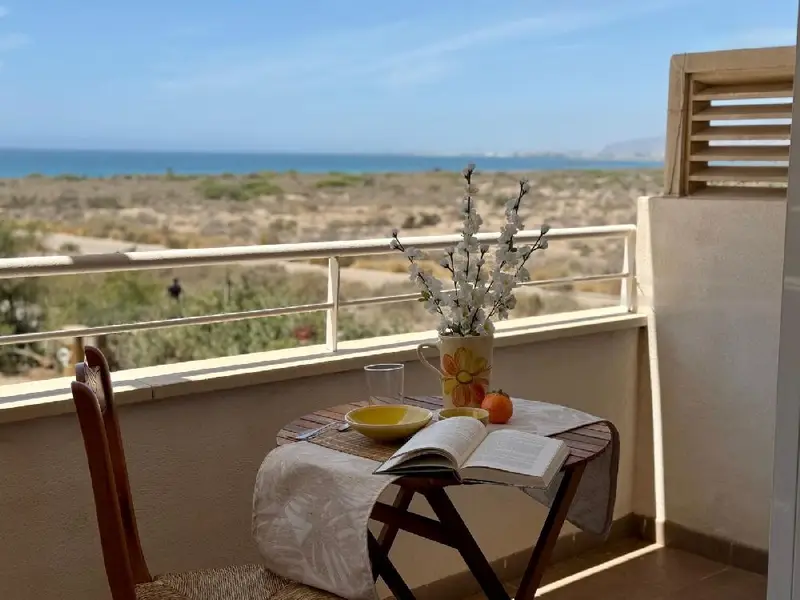 Venta Piso Luminoso Retamar Toyo Almería