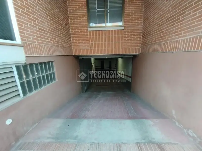 Plaza de Garaje en Delicias - Pajarillos