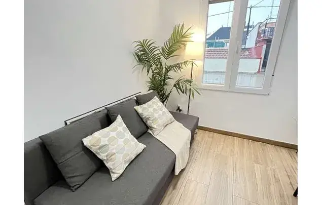Alquiler Piso 2 Dormitorios Madrid Amueblado Cocina Equipada TV