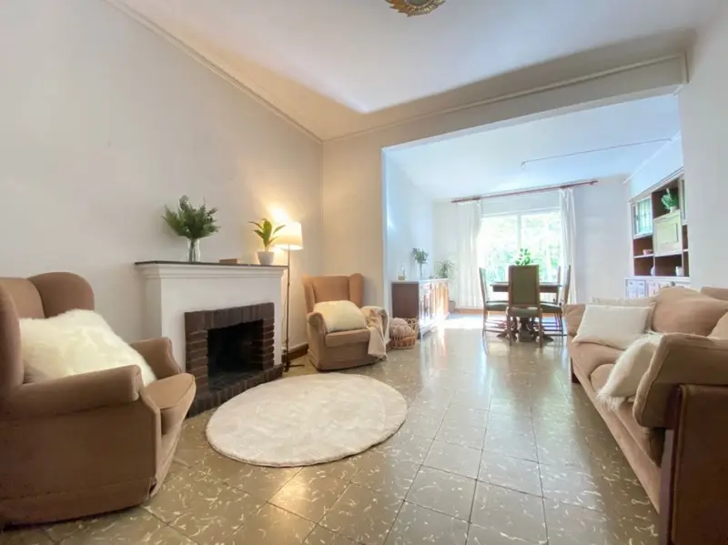 Piso 5 habitaciones El Baix Guinard	0 Barcelona