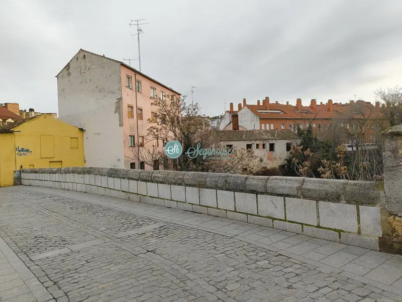 Venta Casa San Lorenzo Segovia - Edificio Residencial
