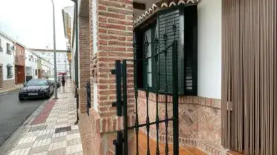 Chalet adosado en venta en Campillos