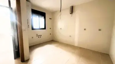 Piso en Venta Los Rosales 2 Dormitorios Terraza Trastero