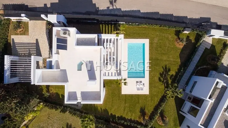 Villa de Lujo en venta cerca de Marbella y Puerto Banus