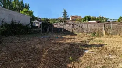 Chalet en Venta en Yagüe: Construye tu Hogar Ideal