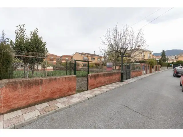 Solar Urbanizable 714m2 Cajar Granada Cerca Servicios