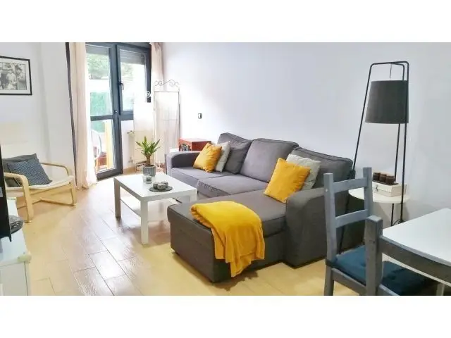 Bajo con Terraza y Piscina en Mortera Cantabria