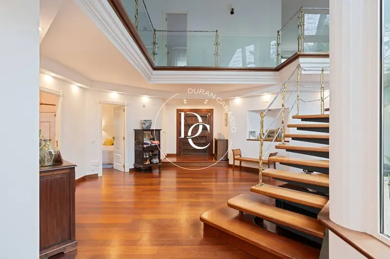Chalet de Lujo en Sitges con Piscina y Jardín