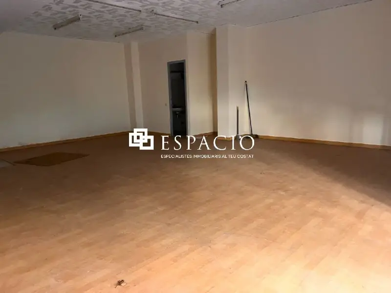 Venta Local Comercial 80m2 Mataro Centro Buenas Vistas