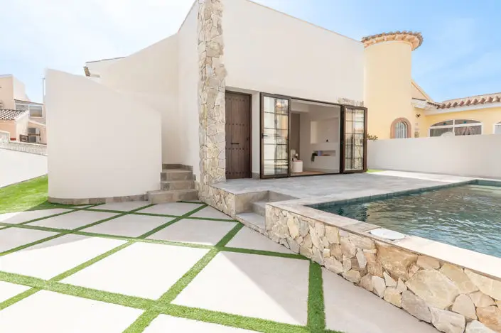 Villa de Lujo 3 Dormitorios Playa Flamenca