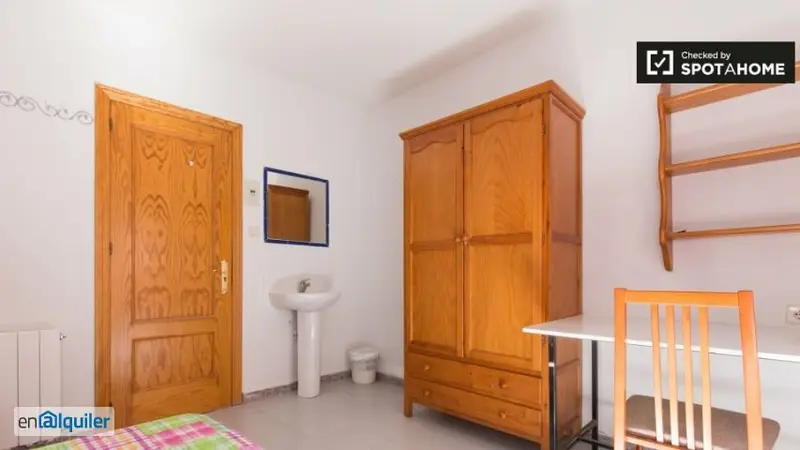 Apartamento 12 Dormitorios Centro Ciudad