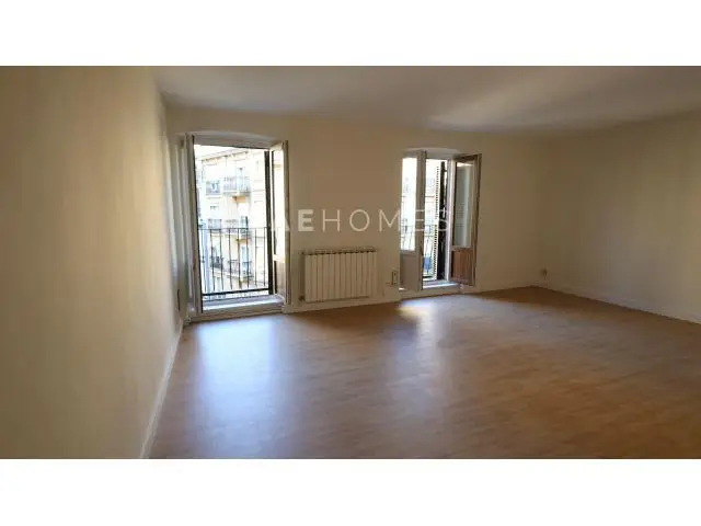 Piso Exterior Gros San Sebastian 85m2 2 Dormitorios 2 Balcones
