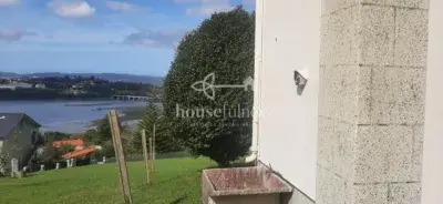 Casa en venta en Neda