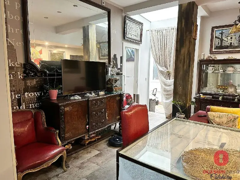 Venta Piso Reformado Juderia Cordoba 2 Dormitorios 2 Banos