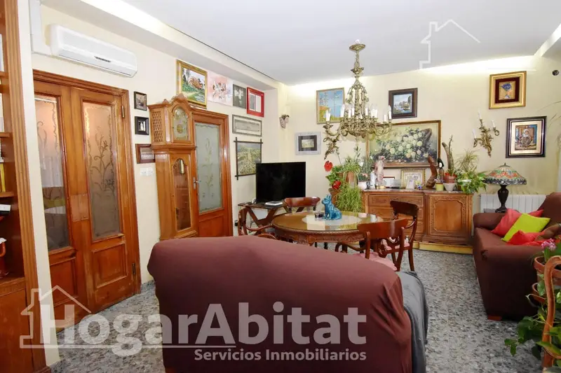 Casa en Venta en Burriana Centro con Garaje y Terrazas