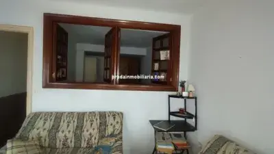 Casa adosada 274m2 en Navia Centro Tres Viviendas Posible Garaje