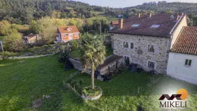 Posada Rural con 5 Habitaciones y 3 Apartamentos en Cantabria
