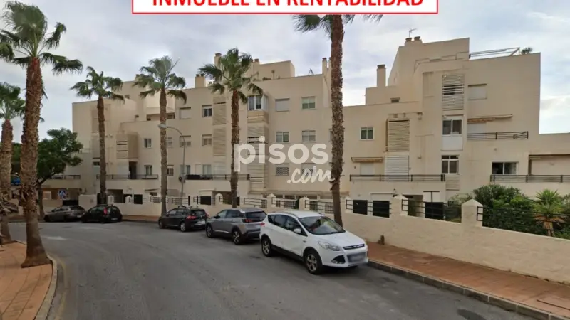 Piso en venta en Calle Bahía, 1