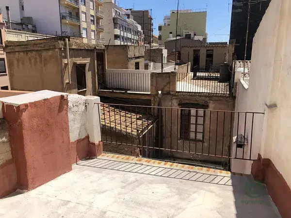 Casa Antigua para Reformar en Castellon Centro