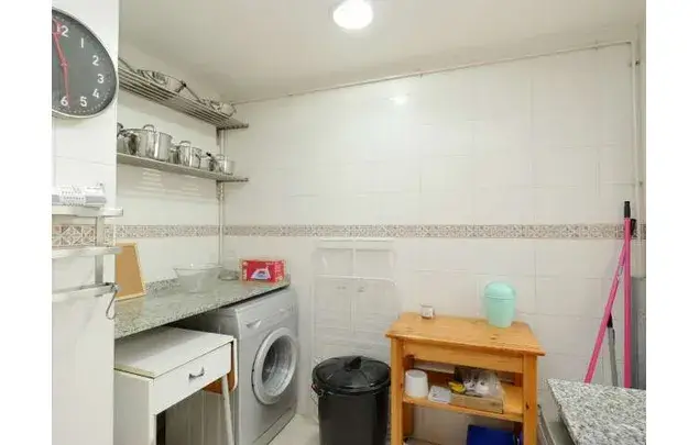 Apartamento Moderno en El Raval 5 Dormitorios 90m²