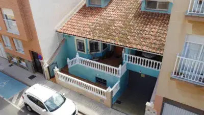 Chalet en Venta La Unión 382m²  Sótano Garaje Terrazas