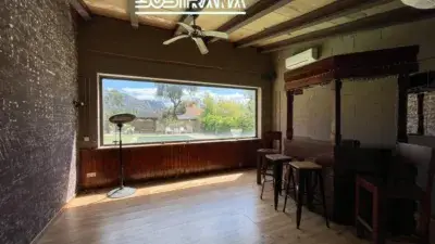 Casa en venta en El Bruc Residencial con piscina y vistas a Montserrat