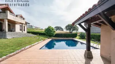 Casa en venta Langre vistas al mar 3 suites jardin cerca Santander Bilbao