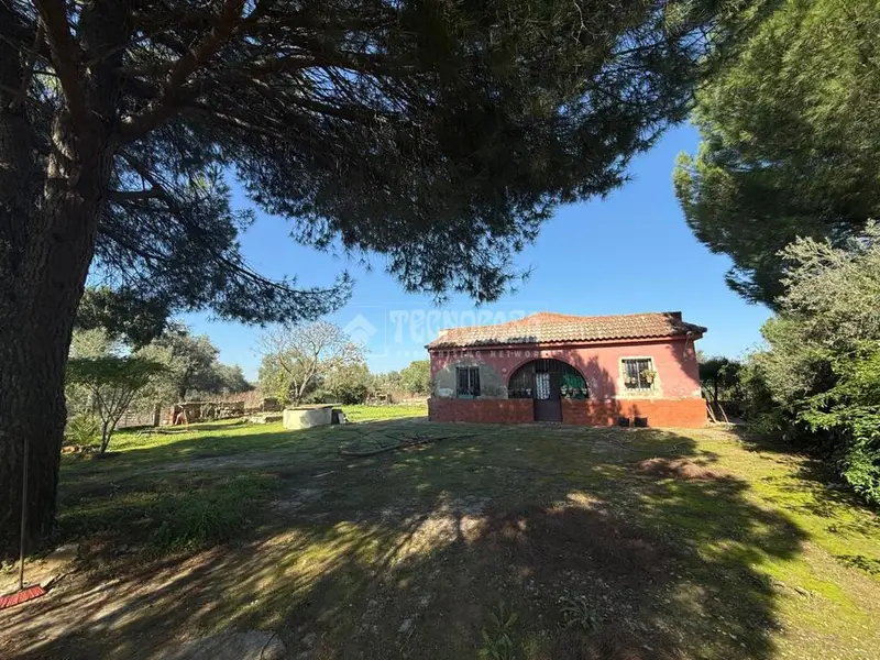 Casa rural en venta en Utrera