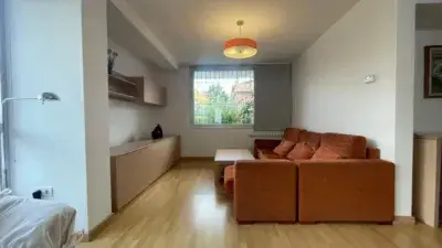 Casa en Alquiler Castelldefels 4 habitaciones 2 baños Jardin Piscina