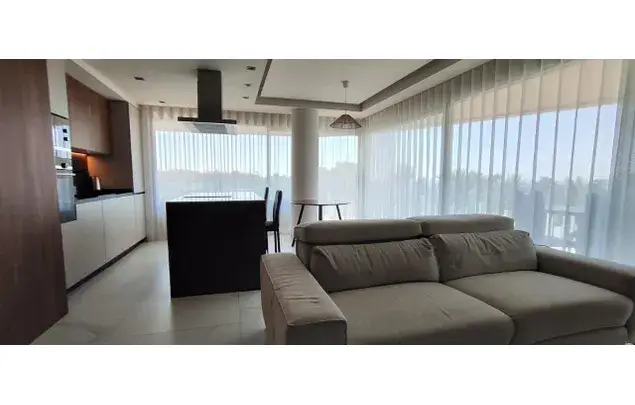 Rent 3 bedroom apartment of 140 m² in Moraleja