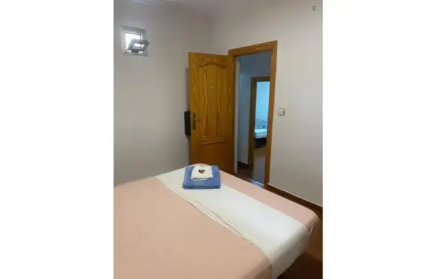 Alquiler Apartamento 4 Dormitorios Almeria