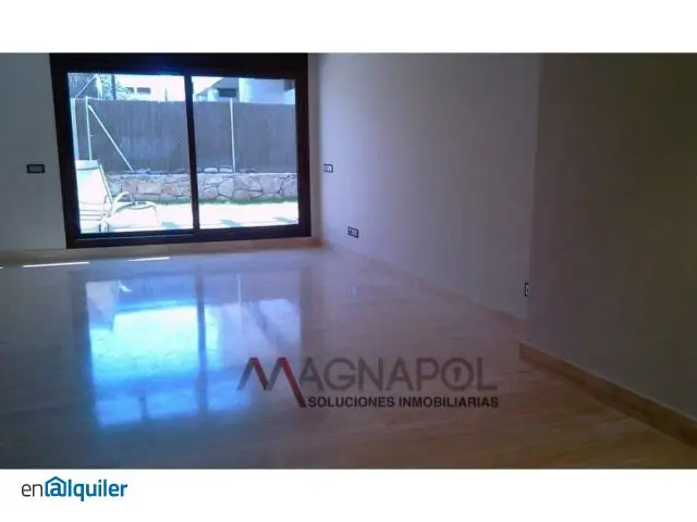 Alquiler Piso Bajo con Jardín en El Soto de la Moraleja