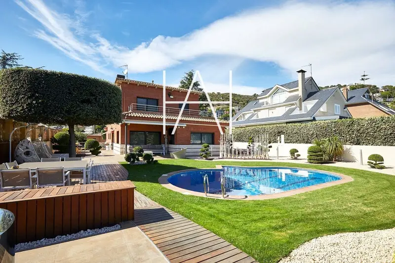 Chalet en venta en Badalona, Barcelona