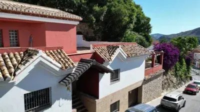 Chalet de Lujo en Vélez de Benaudalla con Piscina y Jacuzzi