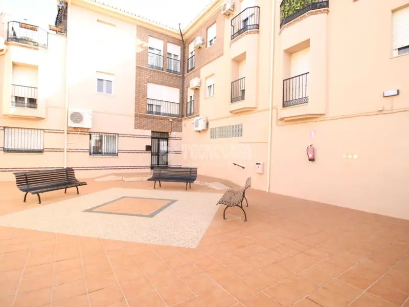 Piso en Venta Las Gabias 72m2 2 Dormitorios Piscina Cochera