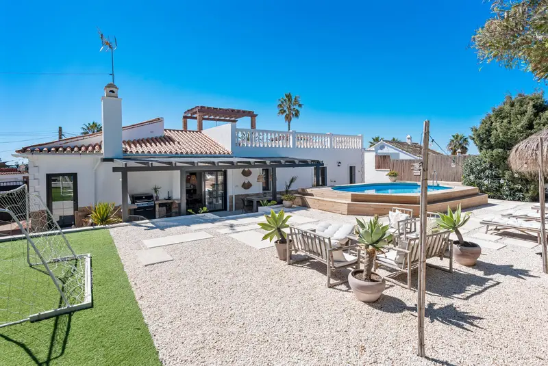 Casa Villa 3 Dormitorios Alquiler Málaga España