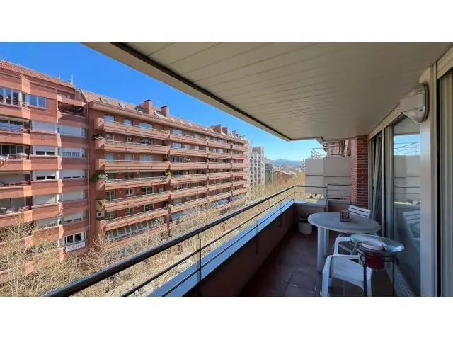 Piso 4 Habitaciones Centro Manresa Alto Standing