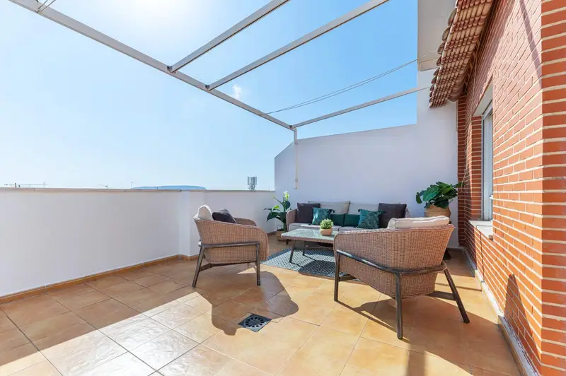 Atico con Terraza en Altozano Alicante