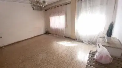 Piso en venta en Zona Colegio San Bernat