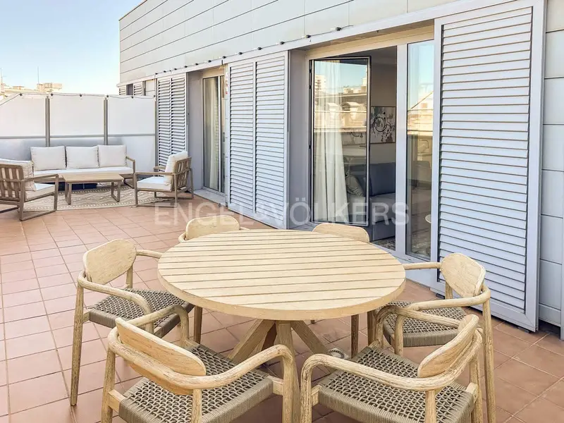 Atico Luminoso en el Centro de Barcelona 2 habitaciones 2 baños