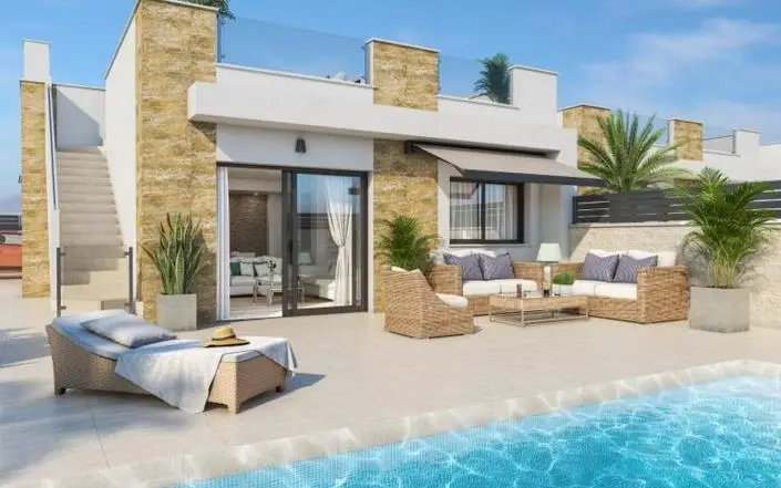 Villa en Venta La Marina 3 Dormitorios Piscina Privada