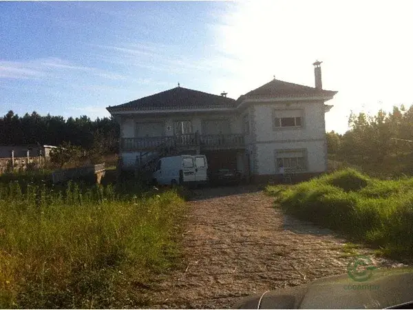Casa en La Coruna 5 Dormitorios 3 Banos Jardin 4430m2